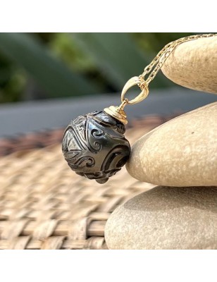 perle gravée pendentif or tiki perle de culture de Tahiti prix