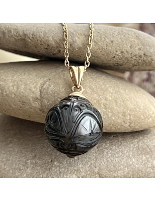 Real Tahitian Pearl Pendant - Engraving Tiki - 18K Gold Gold