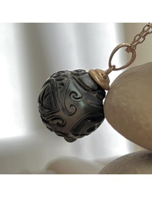 Real Tahitian Pearl Pendant - Engraving Tiki - 18K Gold Gold