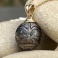 Te Tumu Mana - Colgante Oro 18 Quilates Tiki