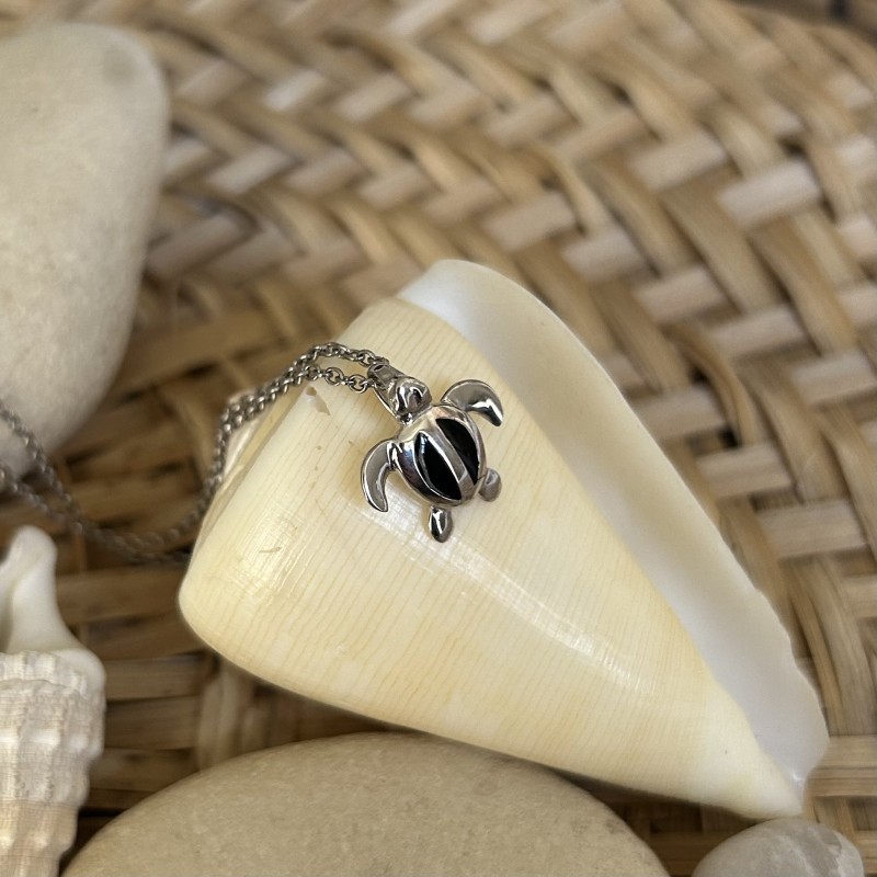 Black enamel sea turtle silver pendant