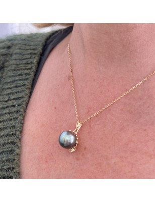 quels sont les bienfaits du corail ? pendentif or perle de Tahiti bleu