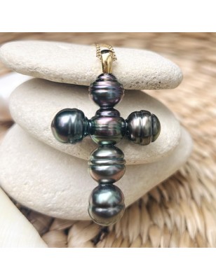 what does means a cross in pendant tahiti cultured pearls - christi symbol - tahitian jewerly - tahitian jewerly stores