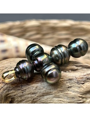 what does means a cross in pendant tahiti cultured pearls - christi symbol - tahitian jewel