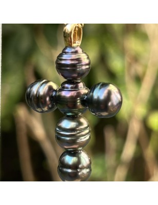 what does means a cross in pendant tahiti cultured pearls - christi symbol - tahitian jewel
