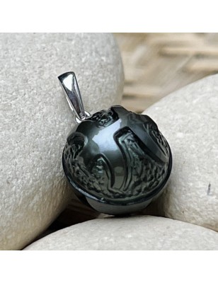 What is the personality of Pisces? Tahitian cultured pearl pendant - pisces Zodiac jewel - tahitian jewel