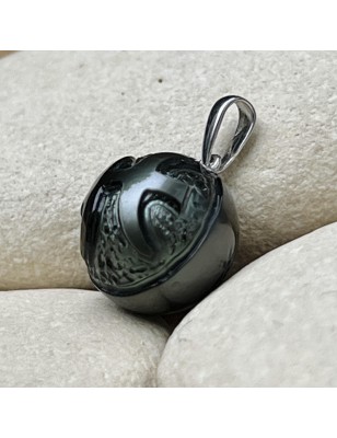 What is the personality of Pisces? Tahitian cultured pearl pendant - pisces Zodiac jewel - tahitian jewel