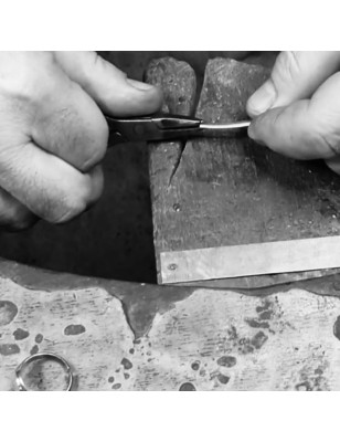 où changer la taille de bague trop petite ? mise à taille bague avec perle