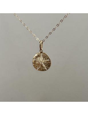 where to find a unique 18k gold  ocean-inspired pendant with a star-fish design?