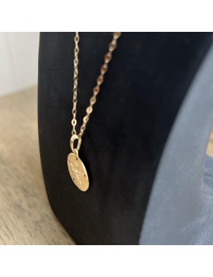 where to find a unique 18k gold  ocean-inspired pendant with a star-fish design?