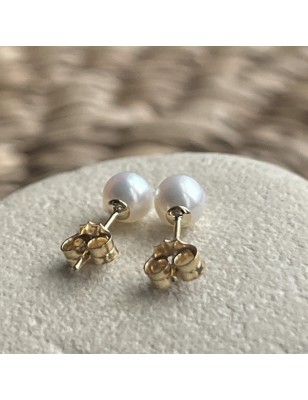 タヒチ真珠のピアス