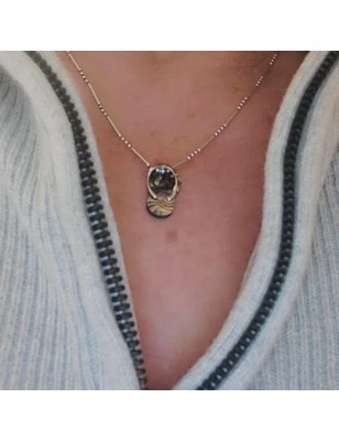 Testimony - Flip-flop in Puau Mother of Pearl Pendant