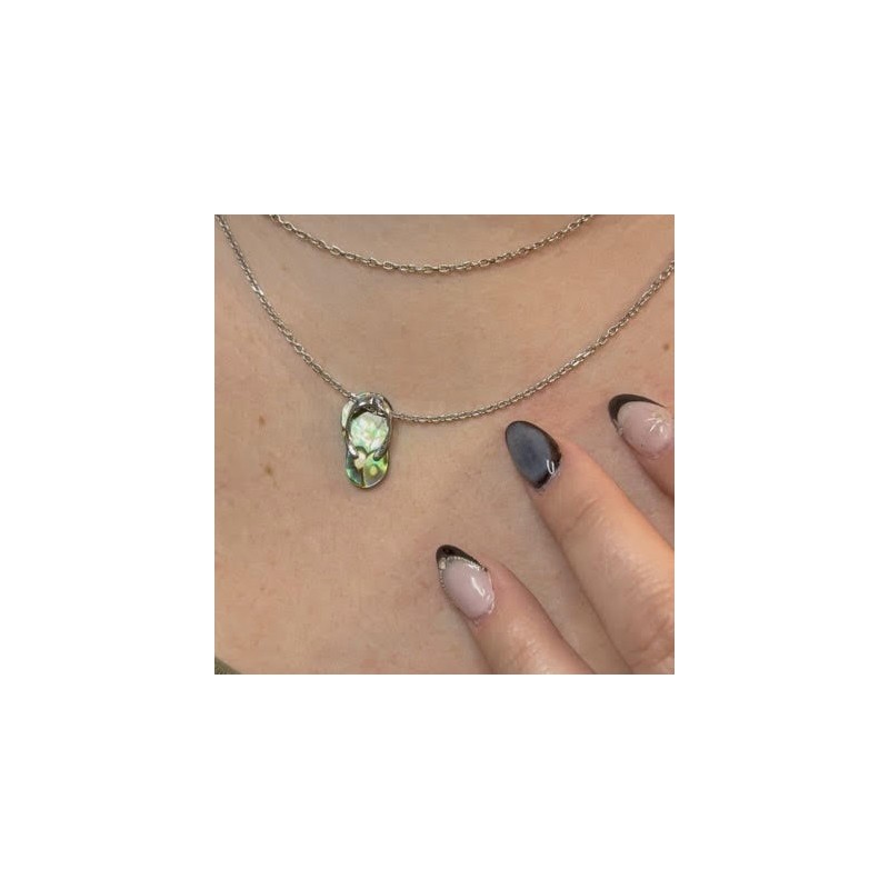 tong en pendentif nacre pour femme prix - bijou recyclé