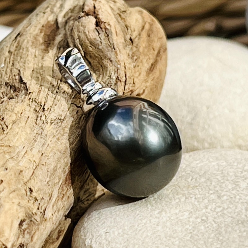 Toere - White Gold Pendant 18 Carats - Black Pearl - 14mm