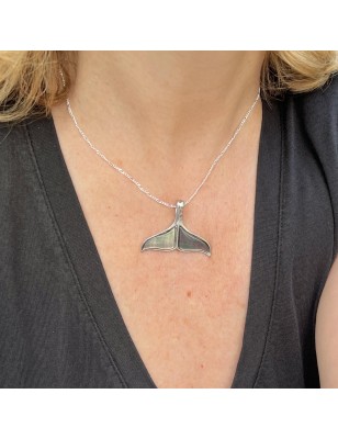 queue de baleine en pendentif nacre de Tahiti prix