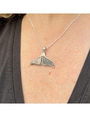queue de baleine en pendentif nacre de Tahiti prix