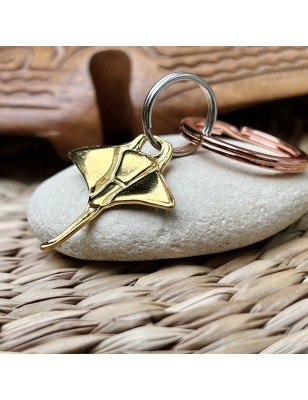 free gift - manta ray key chain