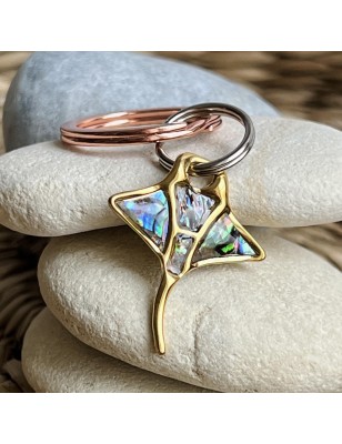 cadeau gratuit - porte clé raie manta en nacre - cadeau poemotu