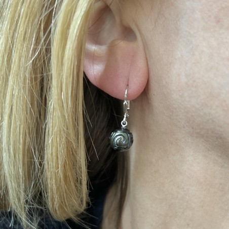 Vai Moana - Engraved Tahitian Pearls - Green - Earrings