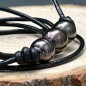 Pō Māru - Collana in pelle - Tre perle di Tahiti