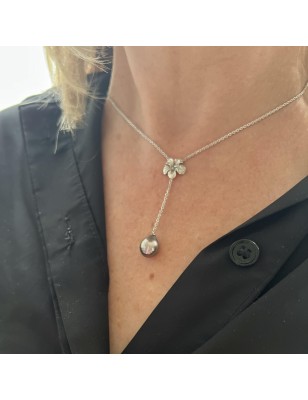 hibiscus avec une perle de Tahiti en collier - bijou tahitien