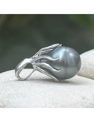 Tahitian Pearl Octopus Pendant - Rhodium Silver