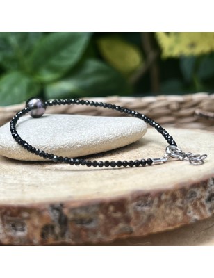 price tahitian pearl oyster bracelet with spinels