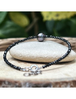 price tahitian pearl oyster bracelet with spinels