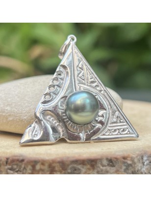 tahitian jewell for men with a cultured pearl from Tahiti price - pearl oyster