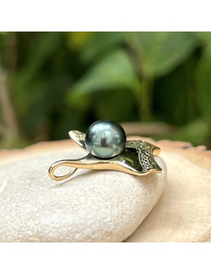 Tahiti pearl manta ray men's gold pendant - ray in gold for men price