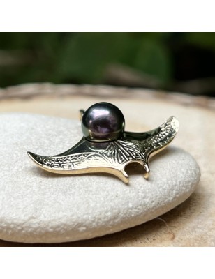 Tahiti pearl manta ray men's gold pendant - ray in gold for men price