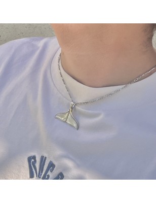 queue de baleine en pendentif homme nacre blanche prix