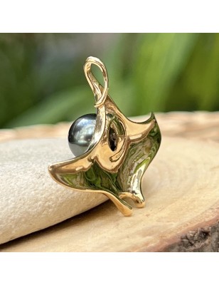 Tahiti pearl manta ray men's gold pendant - ray in gold for men price