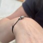 Heiata - Pulsera de satén negro con perla de Tahití y pavo real