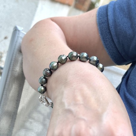 Rauhiva - Armband mit 16 kreisförmig angeordneten tahitischen Perlen