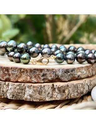 perles de culture de Tahiti en collier or femme perles Tahiti - collier tahitien avec des perles noires