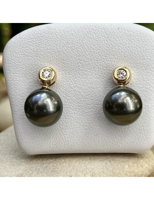 tahiti black pearl gold earrings with diamonds - ear stud with black cultured pearls from Tahiti
