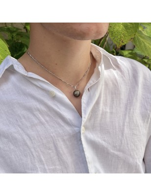 the Scorpio Zodiac Sign Engraved on a Real Tahitian Pearl - Silver Pendant