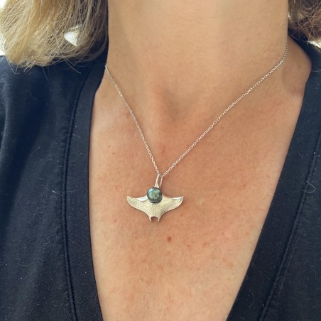 Tahitian Pearl Manta Ray Pendant - Ocean Green-blue