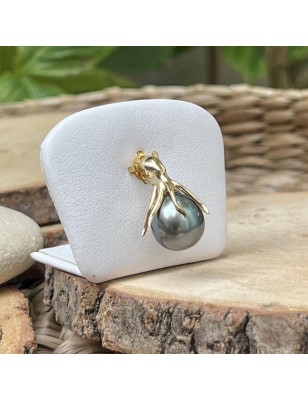 women's octopus gold pendant with marquesan engravings tahitian pearl price - tahitian octopus jewel