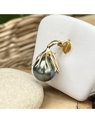 women's octopus gold pendant with marquesan engravings tahitian pearl price - tahitian octopus jewel