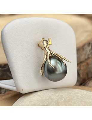 women's octopus gold pendant with marquesan engravings tahitian pearl price - tahitian octopus jewel
