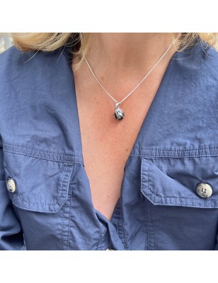 perle de Tahiti grise en pendentif or pieuvre perle noire perles tahitiennes