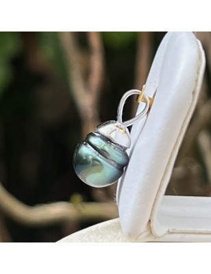 pendentif femme perle de Tahiti bleu et vert - prix d'un pendentif tahitien avec une perle