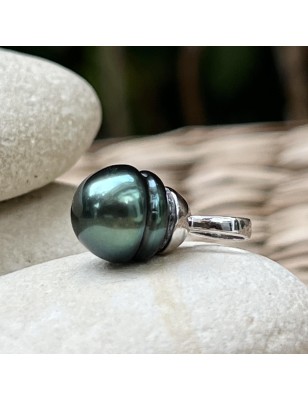 tahiti pearl blue and green hue pendant - tahitian pendant with a cultured pearl price - tahitian jewelry