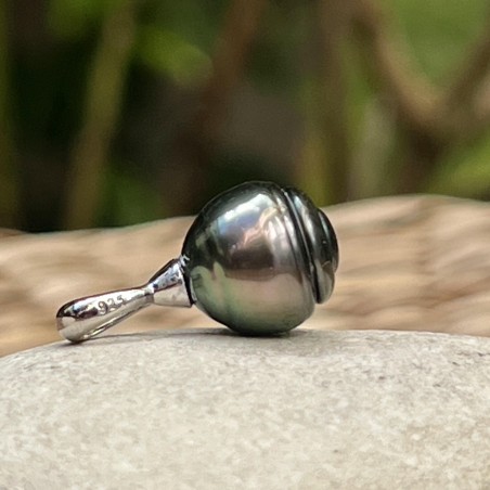 Teiva - 10.75mm Peacock Tahitian Pearl Pendant