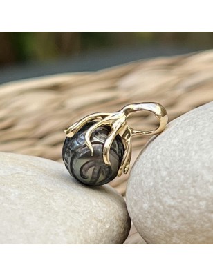 women's octopus gold pendant with marquesan engravings tahitian pearl price - tahitian octopus jewel