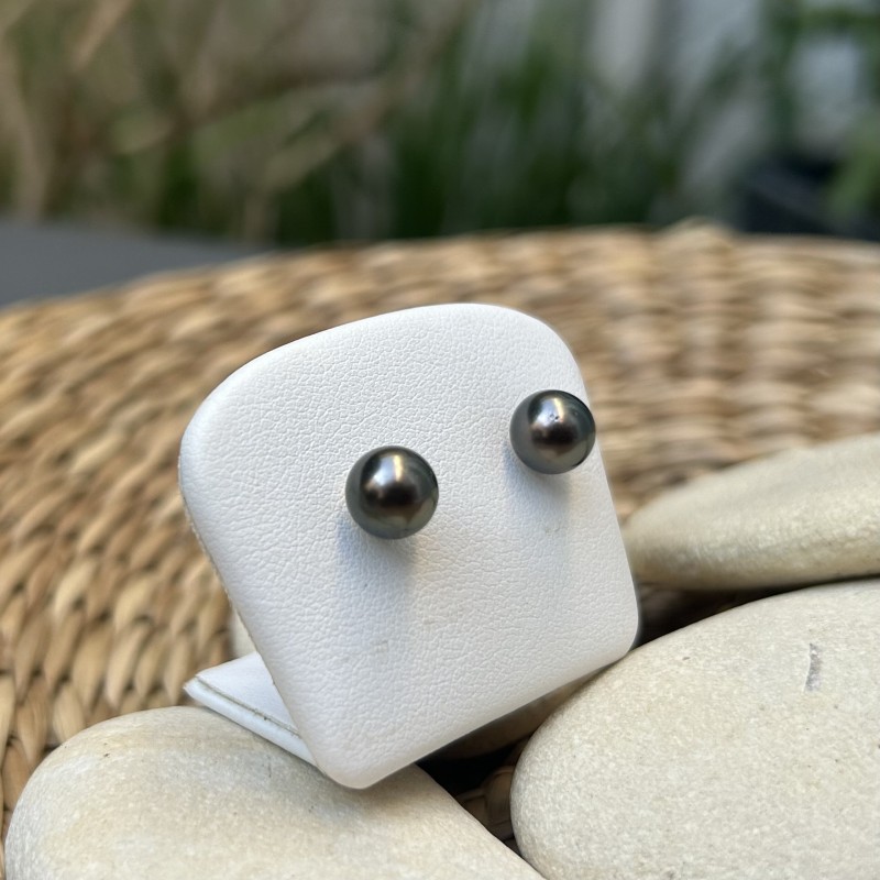 タヒチ産ピーコックオーベルジンパール - 7.45mm - 18カラット