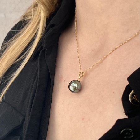 Anuanua - 11.68mm Blue Tahitian Pearl Gold Pendant