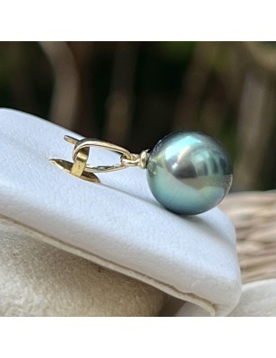 قلادة مزينة بلؤلؤ تاهيتي